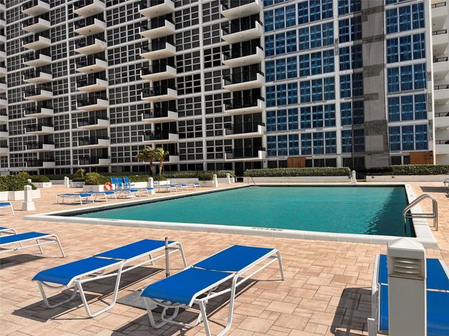 531 N OCEAN Boulevard 1711, Pompano Beach, FL 33062
