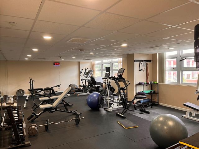 531 N OCEAN Boulevard 1711, Pompano Beach, FL 33062