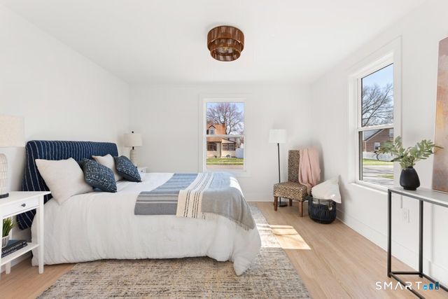 181 Eastern Parkway, Milford, CT 06460