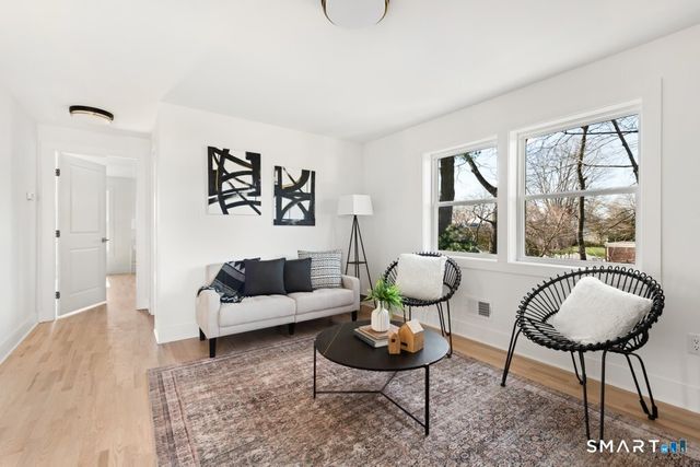 181 Eastern Parkway, Milford, CT 06460