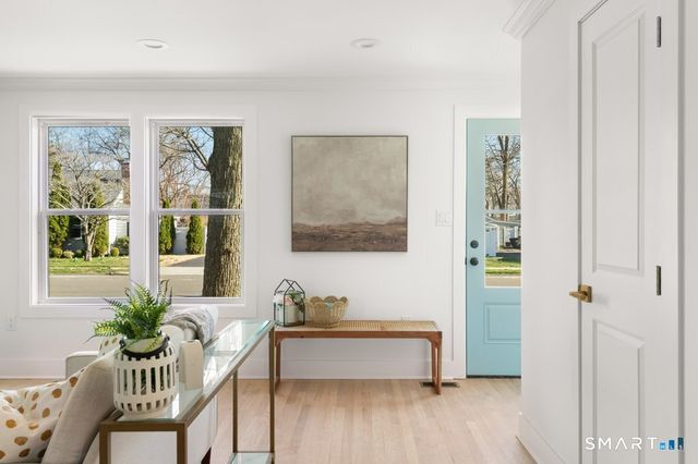 181 Eastern Parkway, Milford, CT 06460