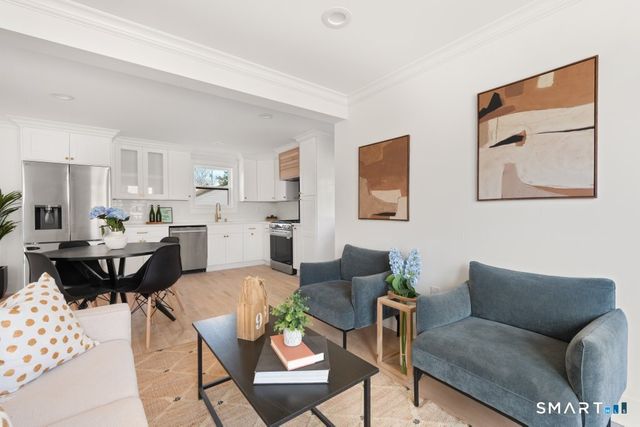 181 Eastern Parkway, Milford, CT 06460