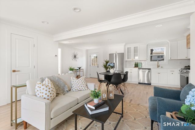 181 Eastern Parkway, Milford, CT 06460