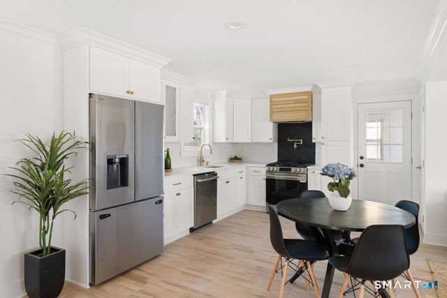 181 Eastern Parkway, Milford, CT 06460