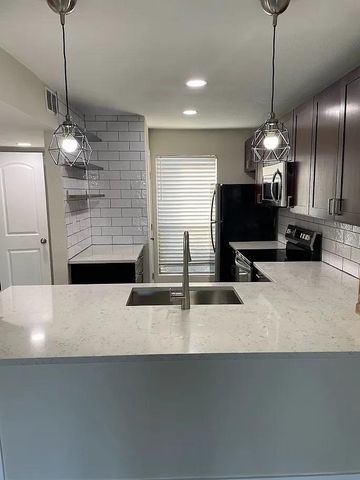 2018 W Rundberg LN 16C, Austin, TX 78758