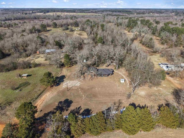 1480 COUNTY ROAD 2861, Hughes Springs, TX 75656