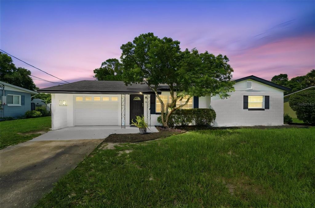 16 OLEANDER LANE, Debary, FL 32713