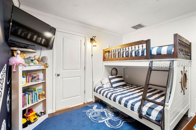 6 Possum Ln, Hilton Head Island, SC 29928