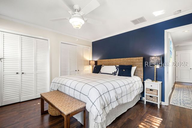 6 Possum Ln, Hilton Head Island, SC 29928