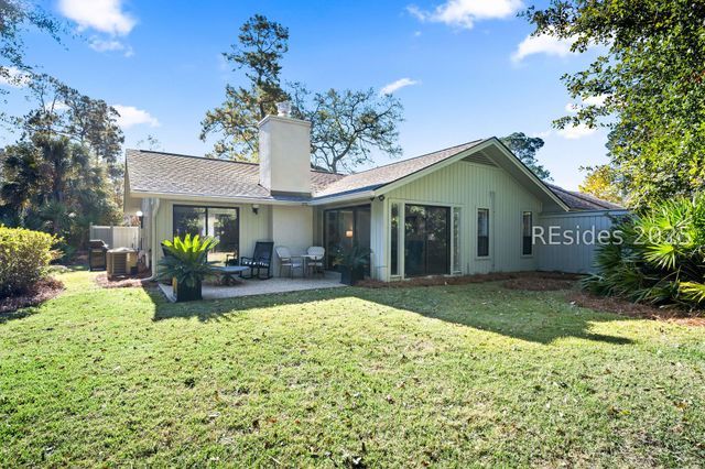 6 Possum Ln, Hilton Head Island, SC 29928