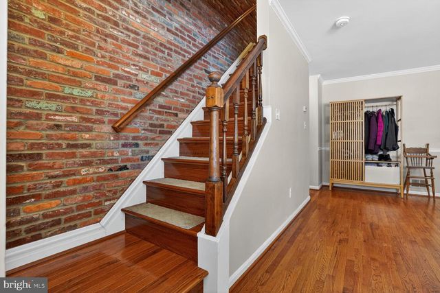 21049 SEMBLANCE DR, Sterling, VA 20164