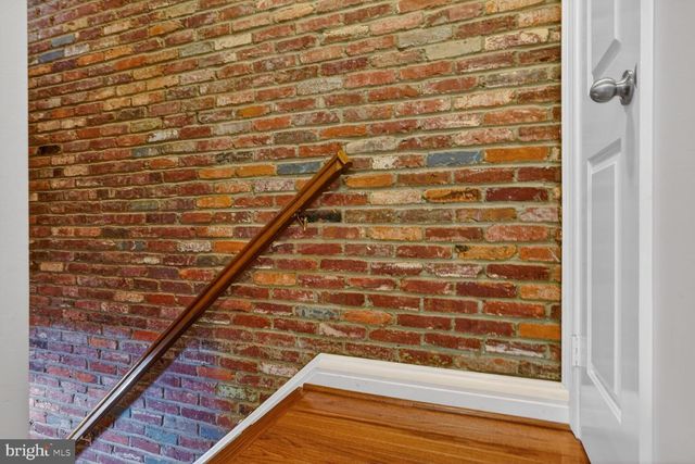 21049 SEMBLANCE DR, Sterling, VA 20164