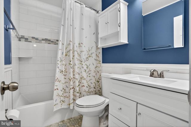 21049 SEMBLANCE DR, Sterling, VA 20164