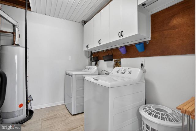 21049 SEMBLANCE DR, Sterling, VA 20164