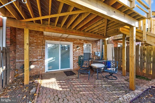 21049 SEMBLANCE DR, Sterling, VA 20164