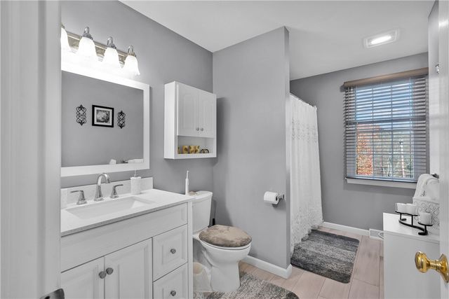 306 Acre Ave, City Of But Sw, PA 16001