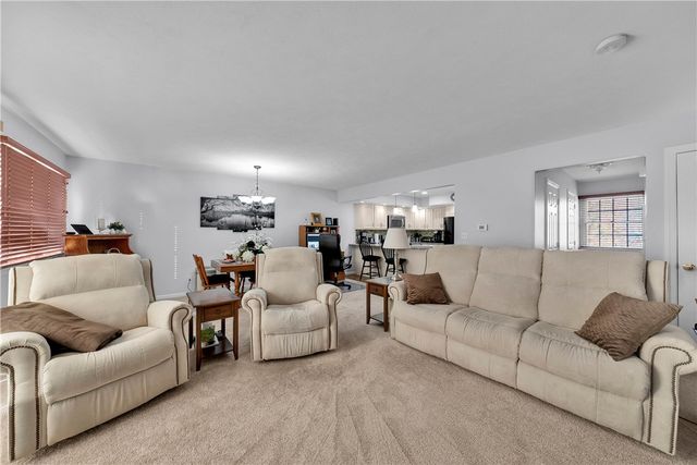 306 Acre Ave, City Of But Sw, PA 16001