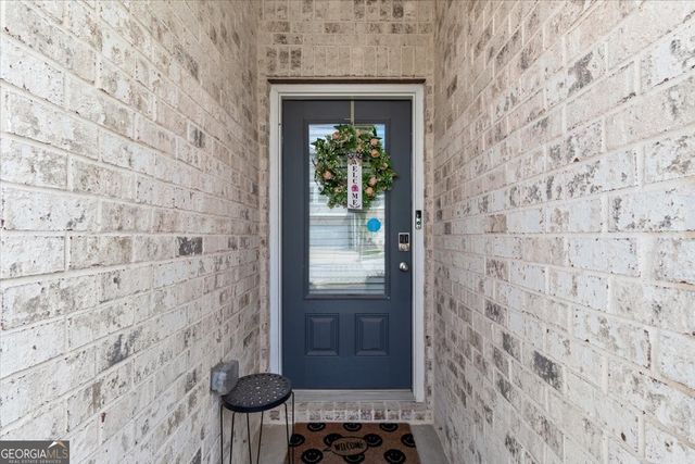 7503 Knoll Hollow Road, Lithonia, GA 30058