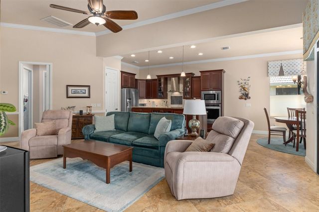 2015 N RHODES POINT, Hernando, FL 34442