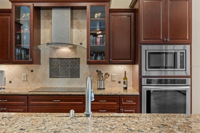 2015 N RHODES POINT, Hernando, FL 34442