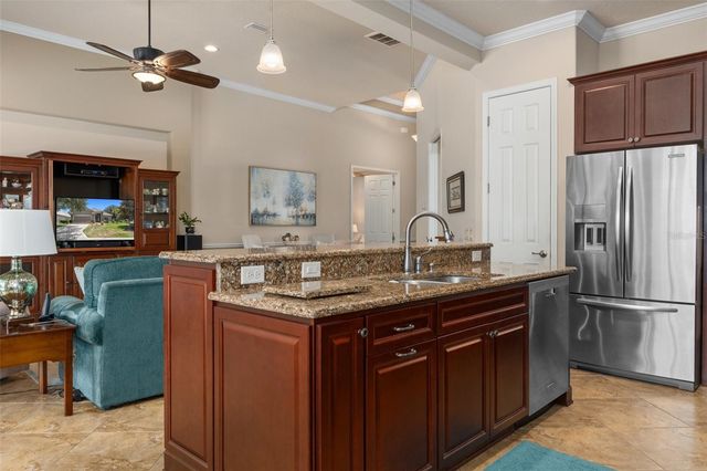 2015 N RHODES POINT, Hernando, FL 34442