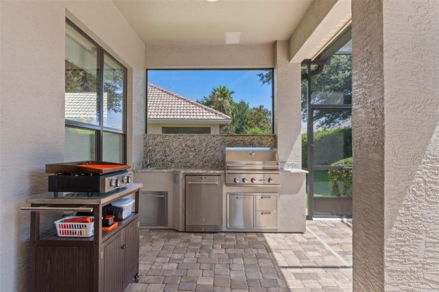 2015 N RHODES POINT, Hernando, FL 34442