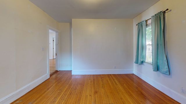 47 Fairbanks 2, Boston, MA 02135