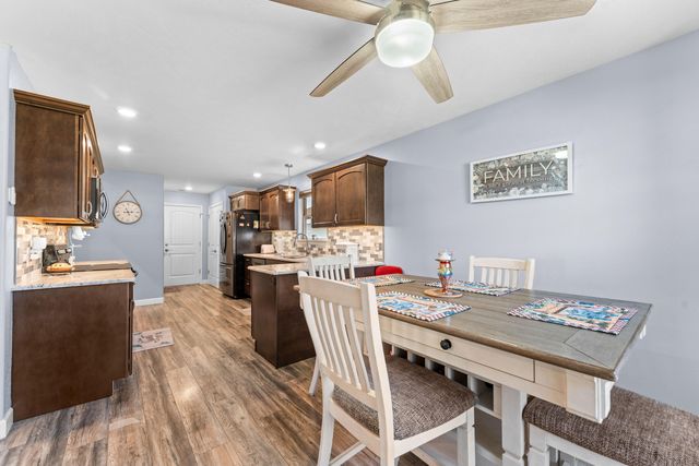 217 Redwine Avenue, Branson, MO 65616