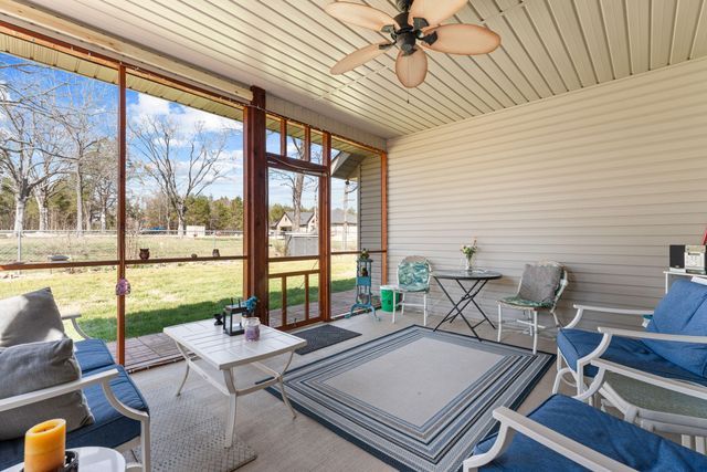 217 Redwine Avenue, Branson, MO 65616