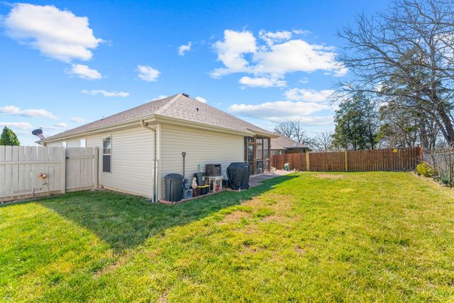 217 Redwine Avenue, Branson, MO 65616