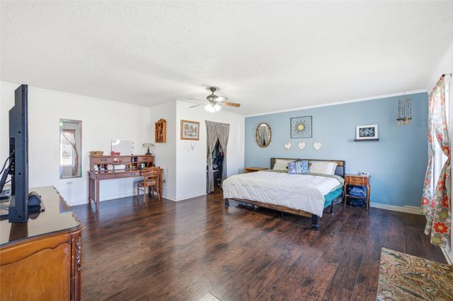 3300 Old Robinson Road, Waco, TX 76706