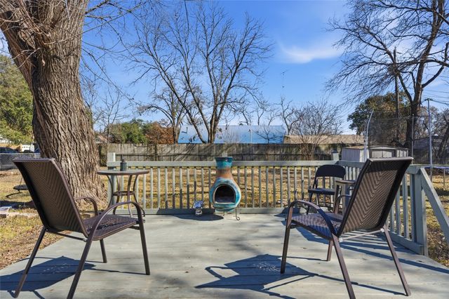 3300 Old Robinson Road, Waco, TX 76706