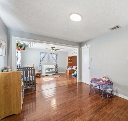 3300 Old Robinson Road, Waco, TX 76706