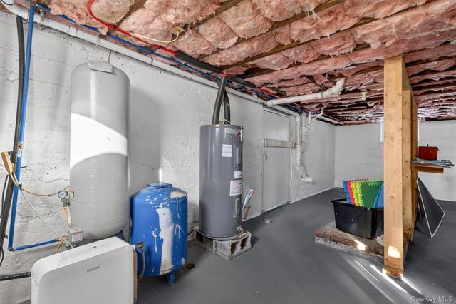 674 Sackett Lake Road, Monticello, NY 12701