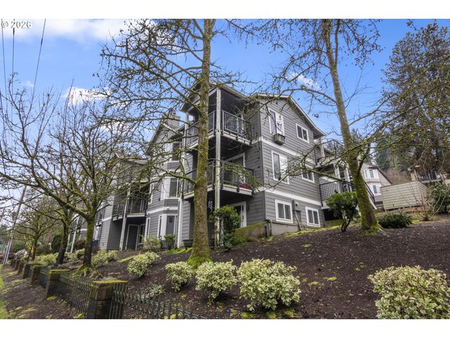 20050 SNOWDROP Ct 1, West Linn, OR 97068