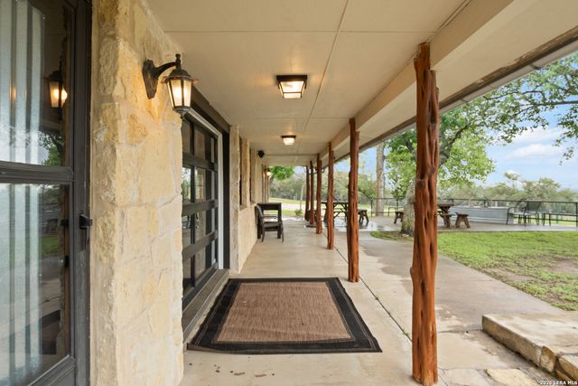 5632 FM 2828, Bandera, TX 78003