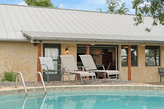 5632 FM 2828, Bandera, TX 78003