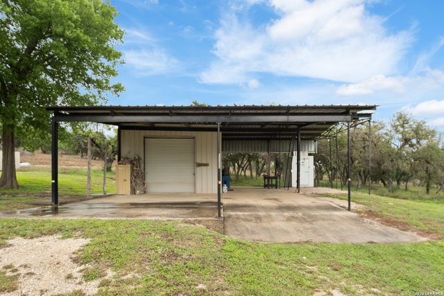 5632 FM 2828, Bandera, TX 78003