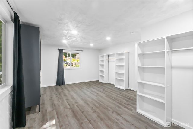 7008 Parkdale Drive NW, Bremerton, WA 98311