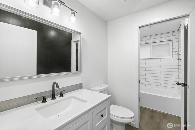 7008 Parkdale Drive NW, Bremerton, WA 98311