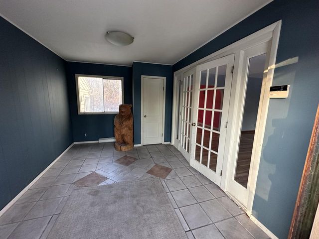 17624 W West View LANE, New Berlin, WI 53151