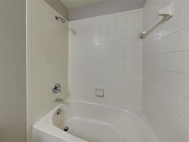 2114 RICHWOOD PIKE DRIVE, Ruskin, FL 33570
