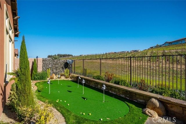 981 Trail View, Nipomo, CA 93444