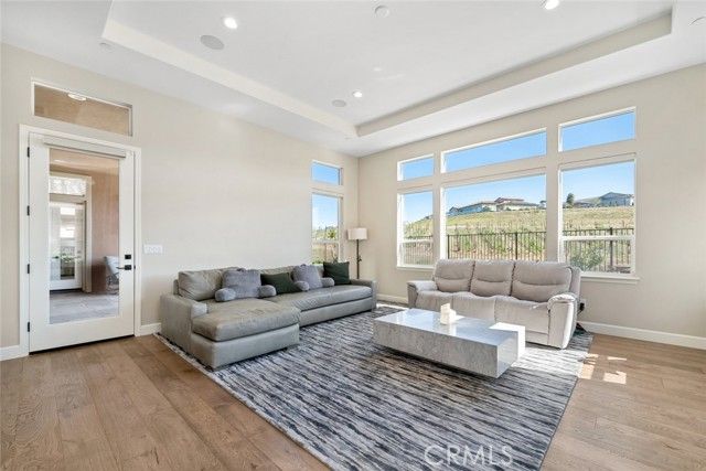 981 Trail View, Nipomo, CA 93444