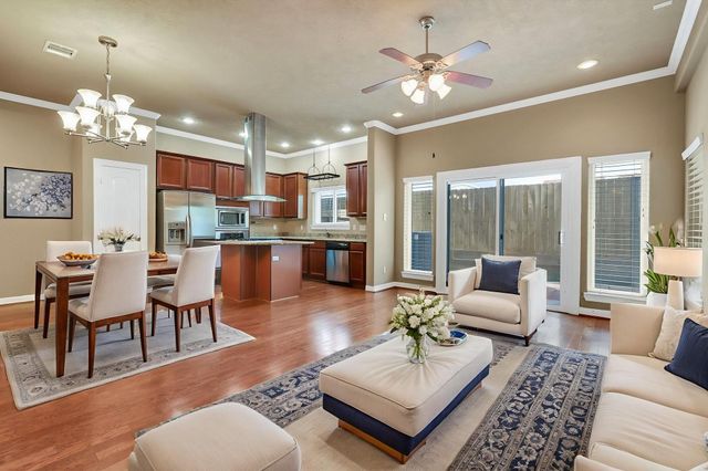 1162 Hempstead Villa Lane, Houston, TX 77008