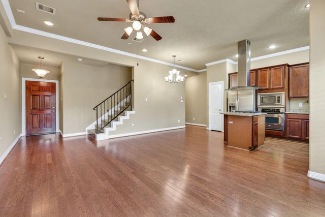 1162 Hempstead Villa Lane, Houston, TX 77008