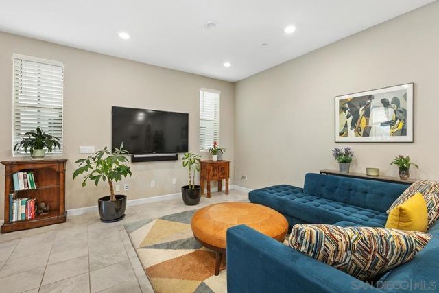 16755 Coyote Bush 89, San Diego, CA 92127