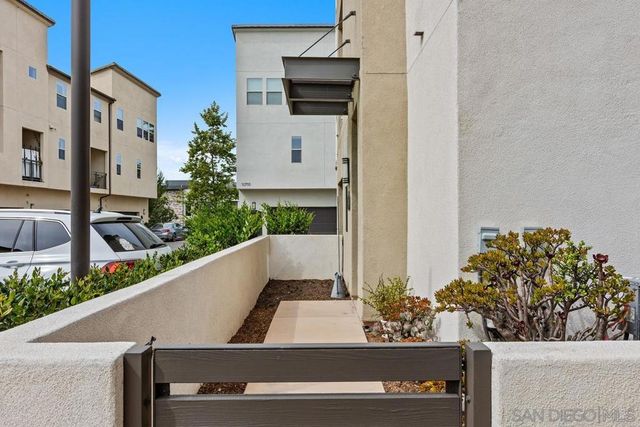 16755 Coyote Bush 89, San Diego, CA 92127