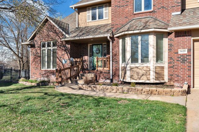 1625 E Tiara Pines, Derby, KS 67037