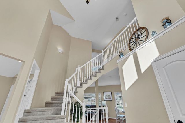 1625 E Tiara Pines, Derby, KS 67037